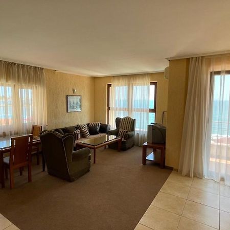 Elizabeth Beach Apartments 네세부르 외부 사진